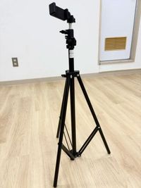 210㎝の三脚（畳んだ状態） - レンタルスタジオ Mirror Box 黄金町の設備の写真
