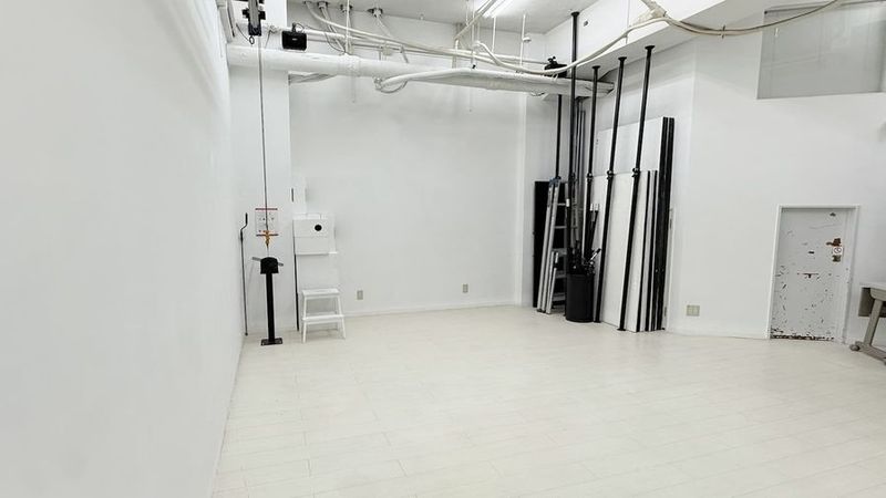 レンタル撮影スタジオ - 新宿ホワイトバックスタジオ