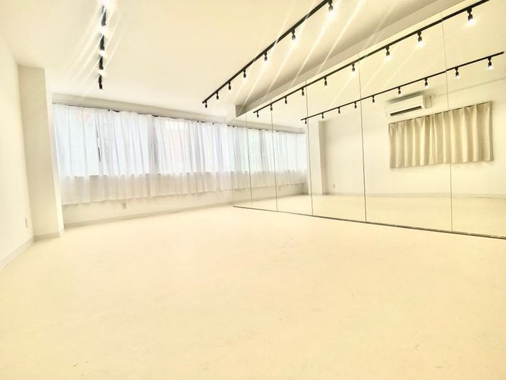 SummerTree飯田橋 【ダンススタジオ】SummerTree飯田橋の室内の写真