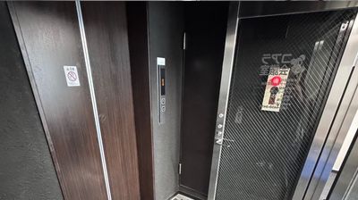 エレベーターも完備 - 神保町・神田の貸スペース『コアラ会議室』 【神田・神保町】徒歩3分！駅近大型セミナールーム『コアラ会議室』の室内の写真