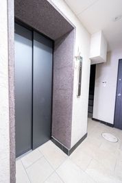 エレベーター - Sunny Rental Studio /サニーレンタルスタジオ 🌸24時間365日いつでも1500円の新価格の変更🌸大感謝祭の室内の写真