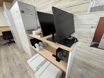 勉強カフェ東大阪瓢箪山スタジオ 勉強カフェ東大阪瓢箪山スタジオの自習や作業専用スペースの室内の写真