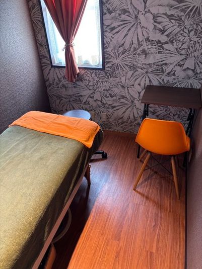 屋根裏サロン　キレイニナル - 屋根裏サロン　キレイニナル