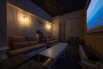 セレコレ🌳価格破壊💰最大12名🉐ｼｱﾀｰﾙｰﾑ✨ﾌﾟﾛｼﾞｪｸﾀ📽️映画🐈‍⬛デート💓女子会💗bonny池袋 - bonny池袋