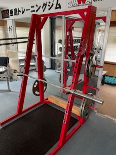 筋トレマシン充実ジムとレンタルスペース※3階貸切は別途予約が必要 - 2階ジム+3階ルーム利用可※３階貸切は別途予約が必要