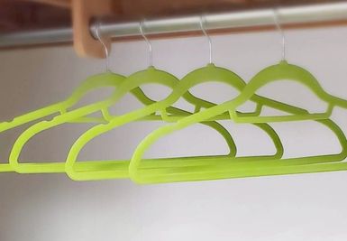 ハンガー×4 - フロレスタ町田2の設備の写真