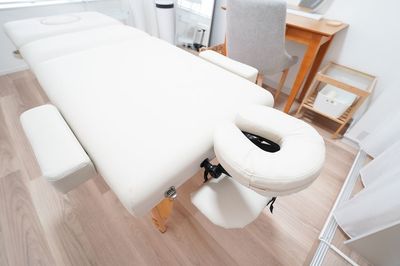 施術まくら - レンタルサロンtreat八王子店 完全個室プライベートサロンの設備の写真