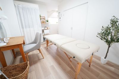 部屋全体 - レンタルサロンtreat八王子店 完全個室プライベートサロンの室内の写真