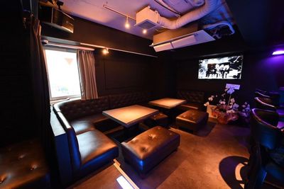 六本木駅近くの大人な雰囲気のBARです✨
撮影利用に人気となります📸 - Relax BAR 六本木 Relax BAR 六本木｜イベント・撮影可能📷の室内の写真