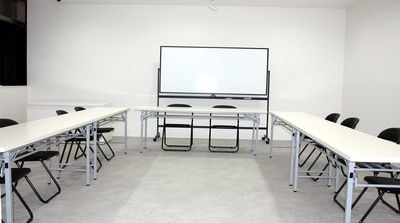 ビジネスにも、カルチャーにも、エンタメにも。土足Ok!飲食OK! - 函館フリースタジオ&フリースペース「はこプレイス」