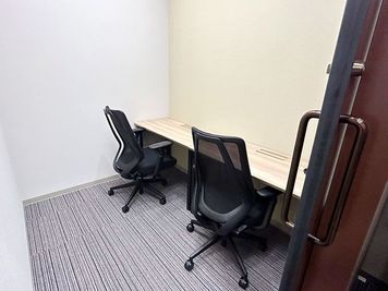 エキスパートオフィス レンタルスペース1 最大2名収容【名古屋駅徒歩4分！無料Wi-Fi完備】 - 名古屋会議室 エキスパートオフィス名古屋プライムセントラルタワー