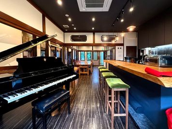 レンタルカフェ・グラシーズ山形店 １階レンタルカフェの室内の写真