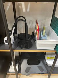 【無料備品40種】電気スタンドやPC台なども - 生田駅コワーキングスペース・自習室～ぺんぎんLounge～の設備の写真