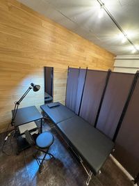 パーテーションで区切り半個室としての使用も可能 - NTAシェアアートスタジオ NTAアートスタジオの室内の写真