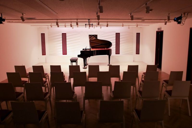 ミュージックホール奏 - ミュージックホール　奏