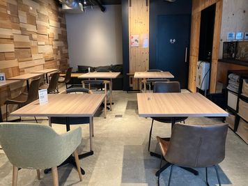 カフェピアッザ レンタルスペースの室内の写真