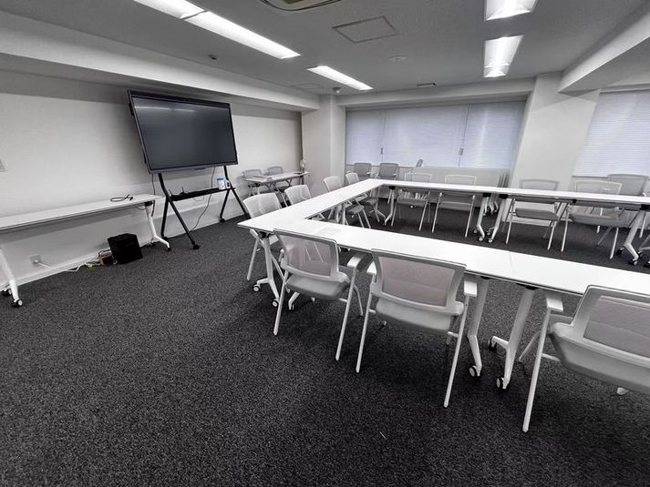 会議室、教室、交流会等 「東大前」教室、交流会、会議室等の室内の写真