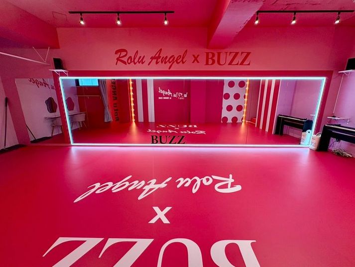 板野友美プロデュース room “RoLuANGEL×BUZZ” - 赤坂 レンタルスタジオ　STUDIO BUZZ