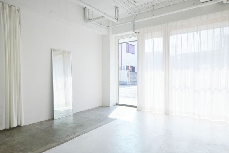 自然光の白いスペース 撮影・ワークショップ・レッスンなどに✳︎ - STUDIO PARKS