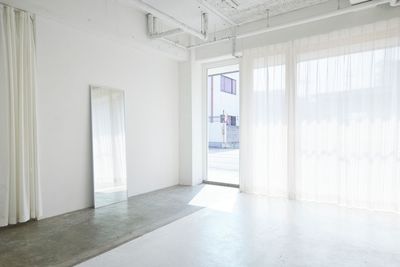 STUDIO PARKS 自然光の白いスペース 撮影・ワークショップ・レッスンなどに✳︎の室内の写真