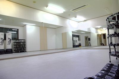 北戸田駅徒歩2分！鏡2面の定員8名のスタジオ！ダンスや各種レッスンに最適！ - スタジオ「WILD POCKETS(ワイルドポケッツ)」