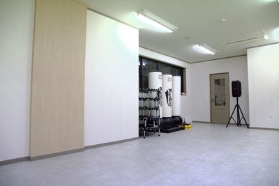 床リノリウム・クッション材。ダンス等に最適です。 - スタジオ「WILD POCKETS(ワイルドポケッツ)」 ダンス・フィットネスレッスンスタジオの室内の写真