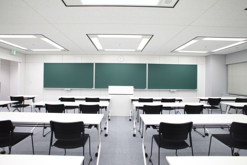 room C - meeting base つどい　新宿