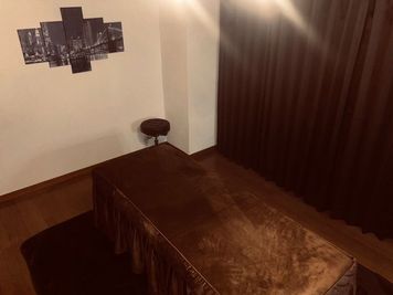 シャワー完備！美容エステ（テーブル）からタイ古式マッサージ（フラット）まで全ての施術に対応できるスタジオです♪ - 宇都宮｜ G-Studio　JTBS