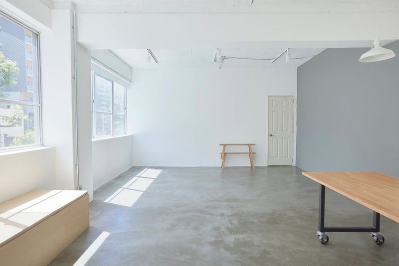 にちよう写真館（南森町） - にちよう写真館（南森町）