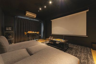 740_CINEMA上野3rd レンタルスペースの室内の写真