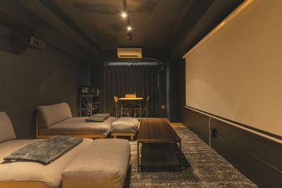 740_CINEMA上野3rd レンタルスペースの室内の写真