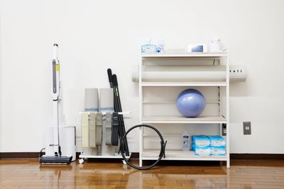 「ヨガマット×2」「ストレッチポール」「マジックサークル」「ピラティススティック」「ミニボール」「ストレッチバンド」「消毒液」「Wi-Fi」「三脚」完備 - ピラティススタジオ bel.（ベル） マシンピラティス レンタルスタジオ　BELAの設備の写真