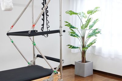 自然光が入る明るいピラティススタジオ - ピラティススタジオ bel.（ベル） マシンピラティス レンタルスタジオ　BELAの室内の写真