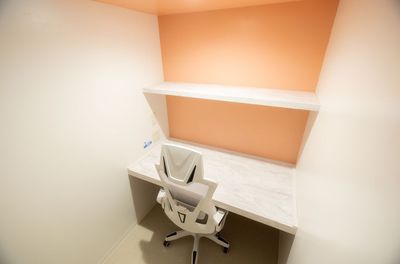 ととのい＋ 天井解放型個室ブース：3F集中席 ROOM3の室内の写真