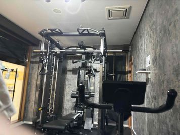 完全個室ジム　ハイドジム雑餉隈の室内の写真