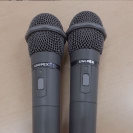 レンタルスペース尼崎北 100名着席の大型レンタルスペース！鏡設置で多目的使用可能！の室内の写真