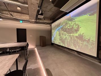 727_SpemoLOUNGE新橋の室内の写真