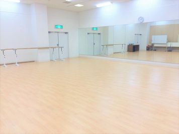 北千里駅２分🎶個室！💃広々としたダンス・ヨガ スタジオ✨会議室・セミナー会場・面接・研修・イベント・集会にも🌟 - イオンカルチャークラブ北千里店