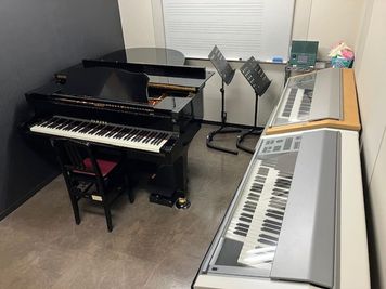 ヤマハミュージック直営教室!【札幌駅徒歩2分】ピアノ・エレクトーンの練習ができるお部屋です♪ - 札幌センター