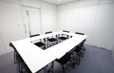 meeting base つどい　新宿 room Dの室内の写真