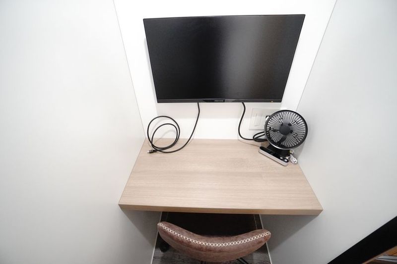 Aivicワークブース西新宿No.4 - 【Aivicワークブース西新宿】