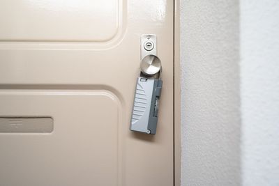 キーボックスに物理キーが入っています。ダイヤル番号をそろえて開けてください。 - シャイジール千種の入口の写真