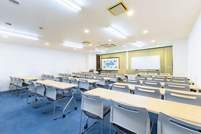 内装写真／スクール（デフォルト） - 東京会議室 五反田CC 東京会議室五反田カンファレンスセンターの室内の写真