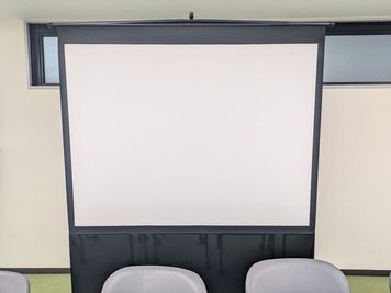 仙台松井ビル 7階会議室の室内の写真