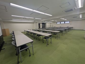 仙台松井ビル 7階会議室の室内の写真