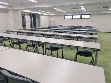 仙台松井ビル 7階会議室の室内の写真