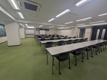 仙台松井ビル 7階会議室の室内の写真