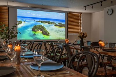 大画面プロジェクターでセミナー・プレゼンにも便利✨ - Aivicスペース四谷三丁目の室内の写真