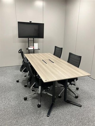 モニター・ホワイトボード完備の4名様用【会議室B】 - 虎ノ門アルセアタワー