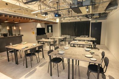 727_SpemoLOUNGE新橋の室内の写真